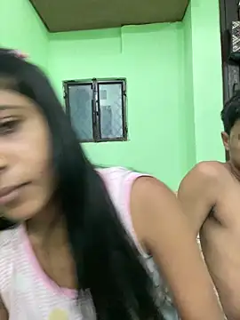 Snapshot of hot-couple-0 chatting on 05.30.26 hot-couple-0 online show from 05.30.26