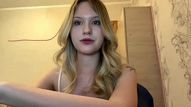 HoneyBlink online show from 04.28.26