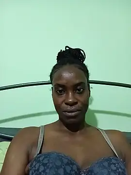 Snapshot of sooductyve chatting on 07.25.26 sooductyve online show from 07.25.26