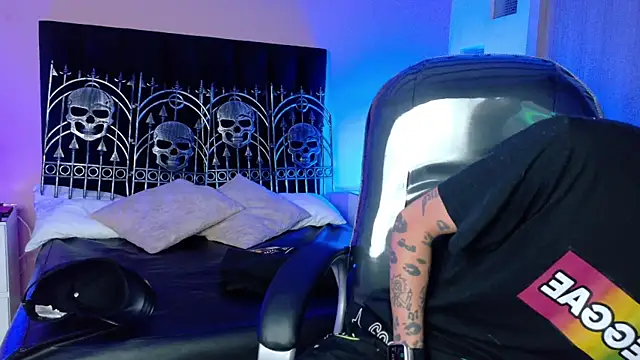 Vergil Noir  online show from 06.05.26