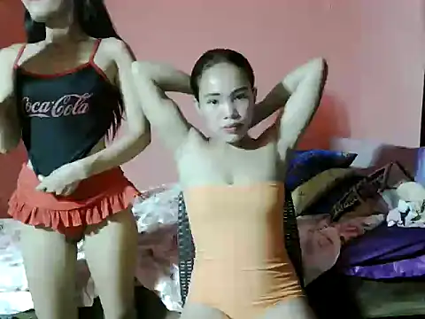 Snapshot of Two_sexy_asian4u chatting on 07.15.26 Two sexy asian4u online show from 07.15.26