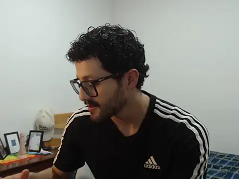 CuriousTomX online show from 05.09.26