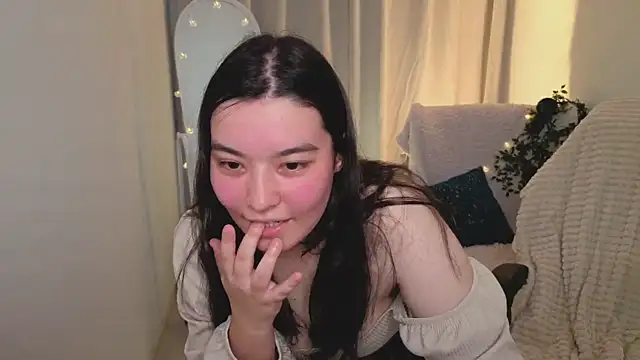 MomoRins online show from 05.18.26