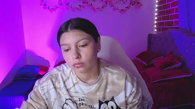 isabella monntolvo online show from 05.26.26