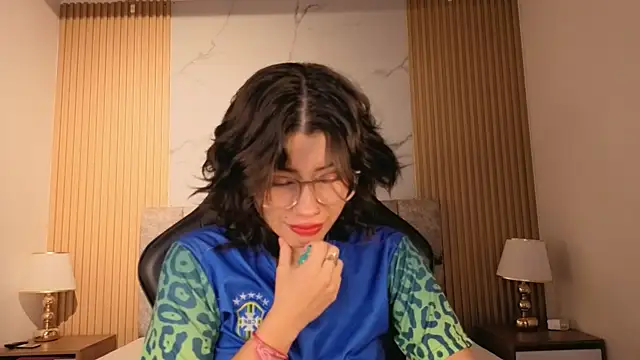 alkivamoon online show from 06.13.26