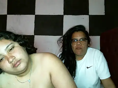 Valery-Khloe online show from 04.29.26