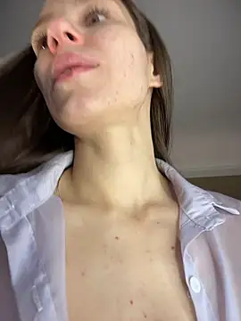 ElaraTiara online show from 04.29.26