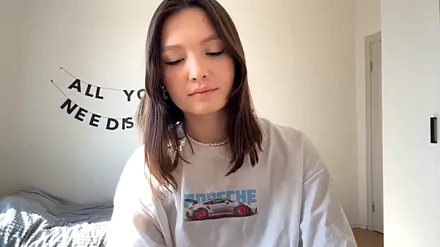 RochelTrewhitt online show from 04.25.26