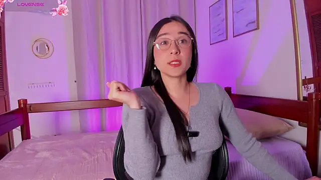 Elisabetta Amour online show from 04.26.26