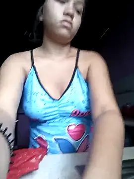 Snapshot of Pervertida15 chatting on 04.29.26 Pervertida15 online show from 04.29.26