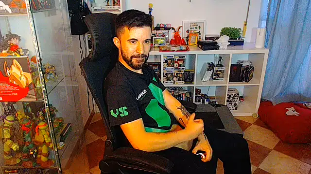 chiquitoconsecreto online show from 05.11.26