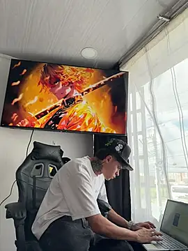 Jackdaniel001  online show from 05.26.26