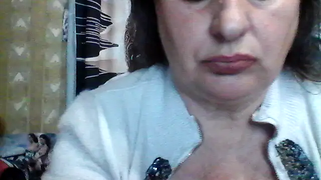 Snapshot of LoaqLovew chatting on 05.16.26 LoaqLovew online show from 05.16.26