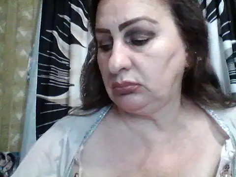Snapshot of LoaqLovew chatting on 05.28.26 LoaqLovew online show from 05.28.26