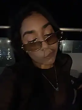 SaryJonex online show from 05.15.26