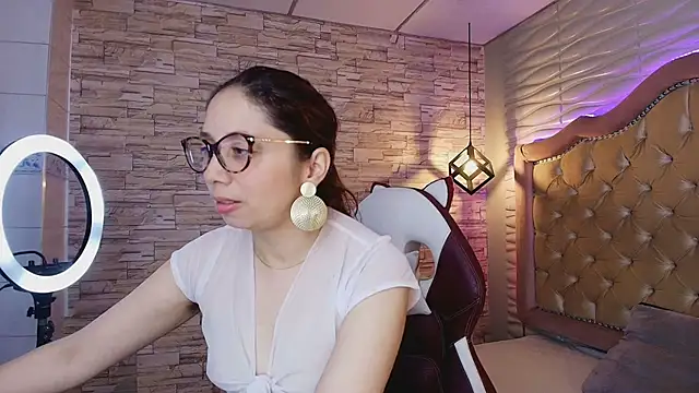 stephaniesun  online show from 04.27.26