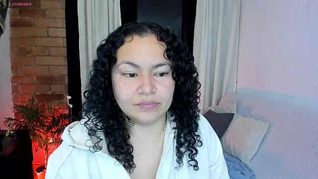 MissBronte online show from 06.18.26