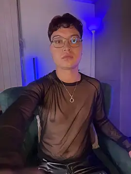 SamaelGarro  online show from 04.24.26