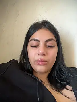 LilyLovell online show from 04.28.26