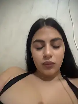 LilyLovell online show from 05.24.26