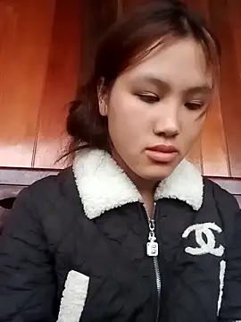 mai-lovelyy online show from 04.23.26