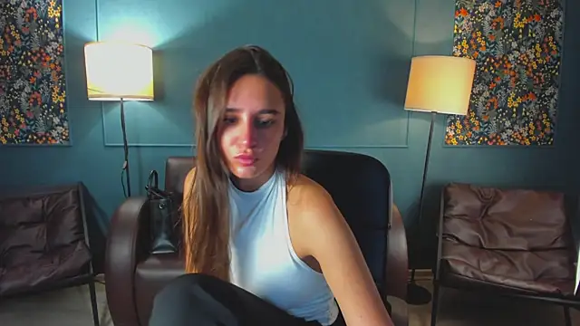 NicoleWells22 online show from 05.15.26