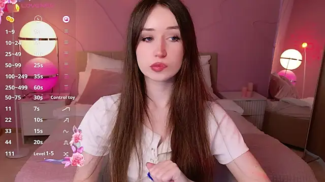 AliceLidelle online show from 06.17.26