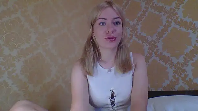 Snapshot of Softy_Aura_ chatting on 07.09.26 Softy Aura online show from 07.09.26