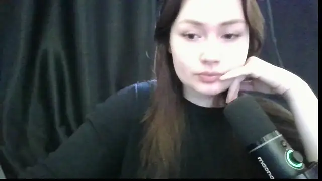 Tendre Amelia online show from 05.13.26
