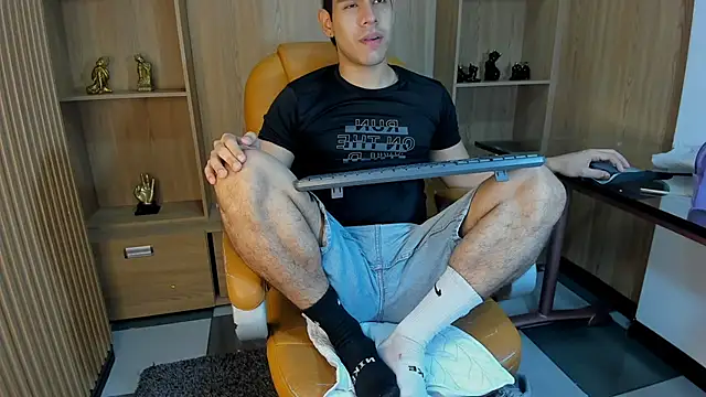 Derek Voss online show from 04.28.26