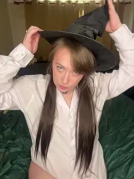 BettyRussian online show from 05.10.26