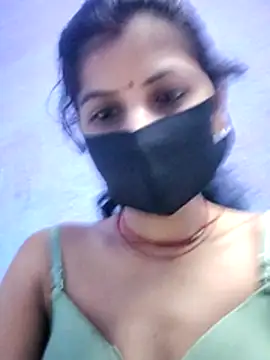 Snapshot of RUHI_1143 chatting on 06.24.26 RUHI 1143 online show from 06.24.26