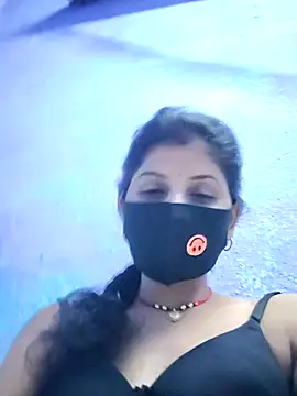 Snapshot of RUHI_1143 chatting on 07.21.26 RUHI 1143 online show from 07.21.26
