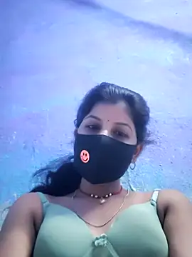 Snapshot of RUHI_1143 chatting on 07.26.26 RUHI 1143 online show from 07.26.26