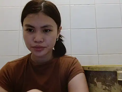 3mariaspinay69 online show from 04.28.26