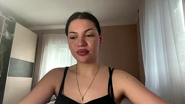 CrystalMuze online show from 04.29.26
