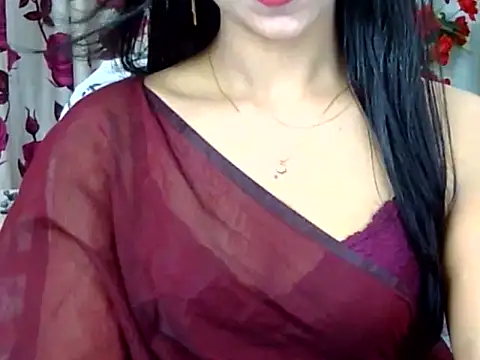 Alina Nur online show from 05.18.26