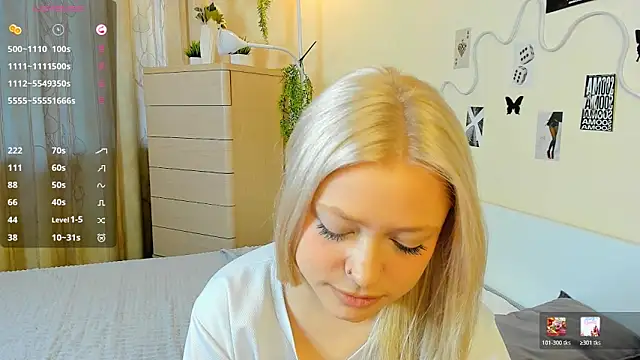 Snapshot of MidnightPoise chatting on 05.20.26 MidnightPoise online show from 05.20.26