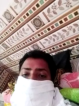 Snapshot of rahulkumar144 chatting on 04.30.26 rahulkumar144 online show from 04.30.26