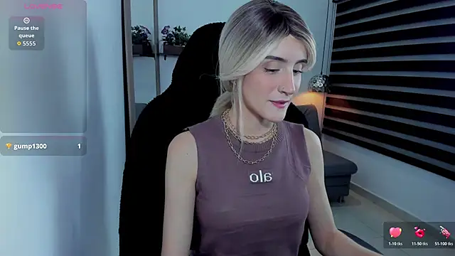 Snapshot of Jessica_lisbon chatting on 04.29.26 Jessica lisbon online show from 04.29.26
