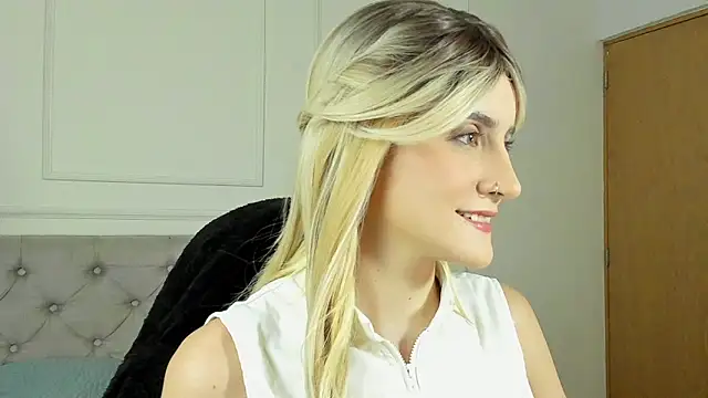 Snapshot of Jessica_lisbon chatting on 06.10.26 Jessica lisbon online show from 06.10.26