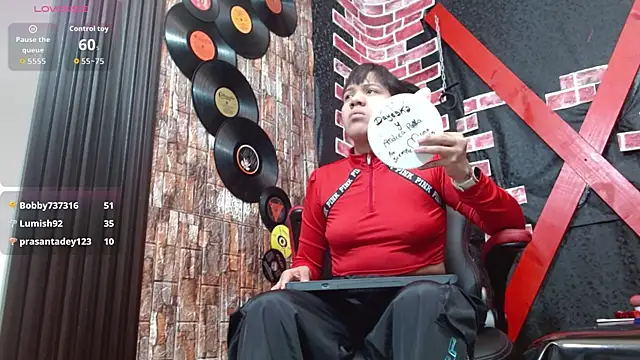 Dominatriz Arlette online show from 06.26.26