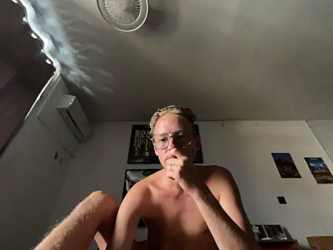 BlondieVelvet online show from 05.01.26