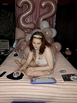 lolarae xx online show from 06.14.26