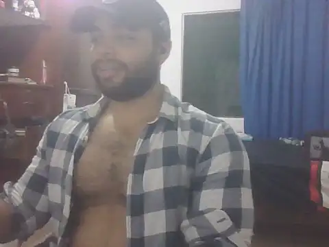 Snapshot of Bearmachin chatting on 05.01.26 Bearmachin online show from 05.01.26