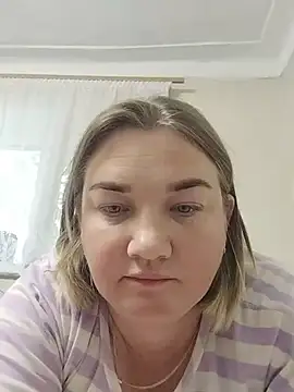 MiyaOlliver online show from 07.10.26