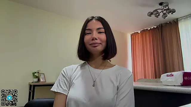 MarylnMonnier online show from 04.29.26