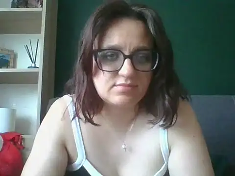 sensual paris online show from 05.27.26