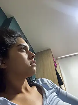 mia moonna online show from 07.29.26