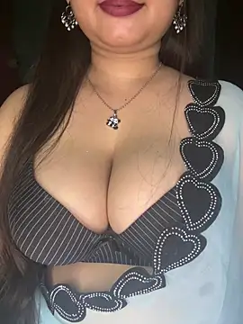 Naughty pooja44 online show from 08.05.26